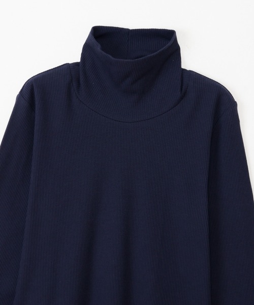 HANES（ヘインズ）の「【Hanes/ヘインズ】レディース タートルネックロングTシャツ（Tシャツ/カットソー・レディース・ヘザーグレー/パープル系その他2/オフホワイト/ダークネイビー・FREE）」の15枚目の写真
