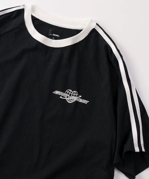   ラインロゴ 半袖Tシャツ ブラック 関税送料無料 EVOTEX 快適テックTシャツ BOXロゴ 半袖 ブラック×ゴールド E-006