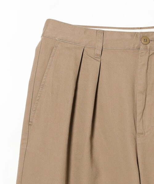 BEAMS（ビームス）の「ワイドストレート 2プリーツ チノ パンツ（その他パンツ・メンズ・ベージュ/ネイビー/チャコールグレー・S/M/L/XL）」の9枚目の写真