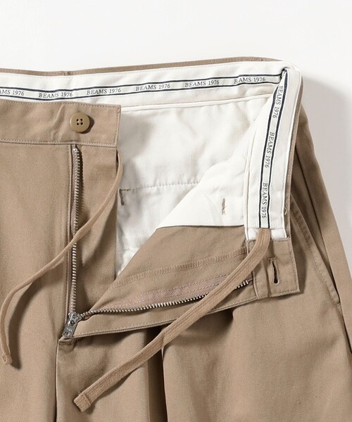 BEAMS（ビームス）の「ワイドストレート 2プリーツ チノ パンツ（その他パンツ・メンズ・ベージュ/ネイビー/チャコールグレー・S/M/L/XL）」の10枚目の写真
