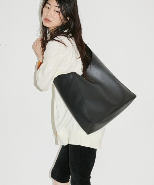 THEATRE PRODUCTS（シアタープロダクツ）の「レザレットワンハンドルショルダーバッグ（ショルダーバッグ・レディース・ブラウン/ブラック・FREE）」の7枚目の写真