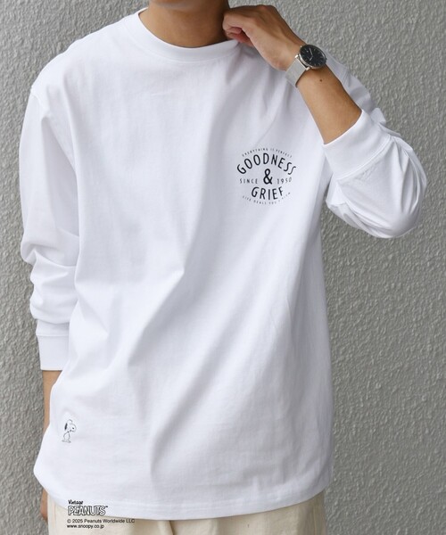 PEANUTS(ピーナッツ)の「SHIPS any: SNOOPY コラボ 75th グラフィック プリント Tシャツ(ロンT)◇(Tシャツ/カットソー・メンズ・ホワイト系/ライトホワイト/ブラック/ホワイト・MEDIUM/LARGE/X-LARGE)」の15枚目の写真