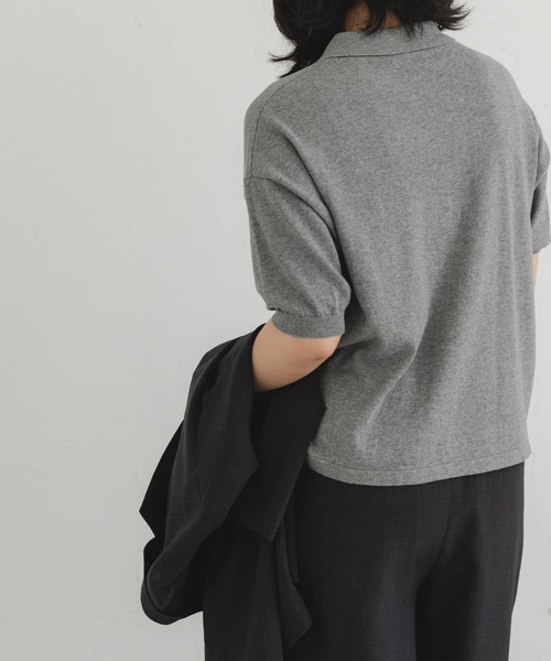 EKAL（エカル）の「ハーフスリーブニットポロシャツ（ニット/セーター・レディース・ブラック/グレー/レッド・ONE）」の6枚目の写真