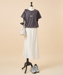 zuka　Americana グレー ロゴ Tシャツ AMERICANA｜アメリカーナのTシャツ/カットソー（グレー/灰色系