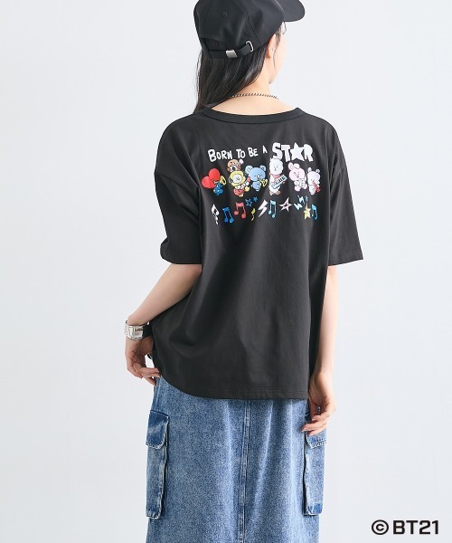 SMILE LAND（スマイルランド）の「【BT21】ゆるシルエットプリントTシャツ＜大きいサイズ有＞（Tシャツ/カットソー・レディース・ブラック/オフホワイト/オートミール/ライトパープル/ネイビー系・S～Ｍ/L～LL/3L～4L/5L～6L）」の21枚目の写真
