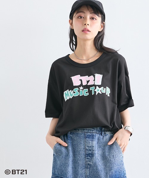 SMILE LAND（スマイルランド）の「【BT21】ゆるシルエットプリントTシャツ＜大きいサイズ有＞（Tシャツ/カットソー・レディース・ブラック/オフホワイト/オートミール/ライトパープル/ネイビー系・S～Ｍ/L～LL/3L～4L/5L～6L）」の19枚目の写真