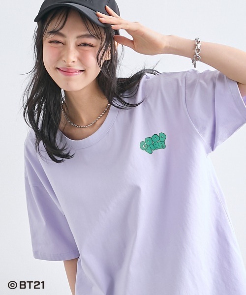 SMILE LAND（スマイルランド）の「【BT21】ゆるシルエットプリントTシャツ＜大きいサイズ有＞（Tシャツ/カットソー・レディース・ブラック/オフホワイト/オートミール/ライトパープル/ネイビー系・S～Ｍ/L～LL/3L～4L/5L～6L）」の14枚目の写真