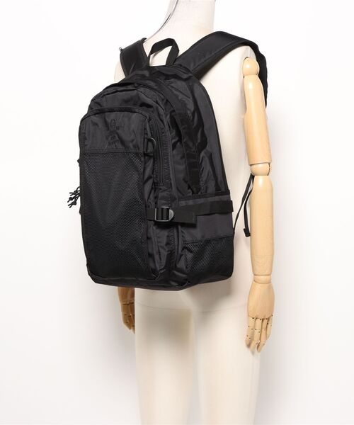 THRASHER(スラッシャー)の「【THRASHER/スラッシャー】BackPack 30L 撥水加工 バックパック(バックパック/リュック・メンズ・ブラック/ブラック系その他/オフホワイト・FREE)」の6枚目の写真