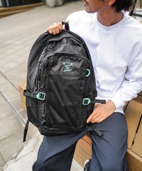 THRASHER(スラッシャー)の「【THRASHER/スラッシャー】BackPack 30L 撥水加工 バックパック(バックパック/リュック・メンズ・ブラック/ブラック系その他/オフホワイト・FREE)」の14枚目の写真