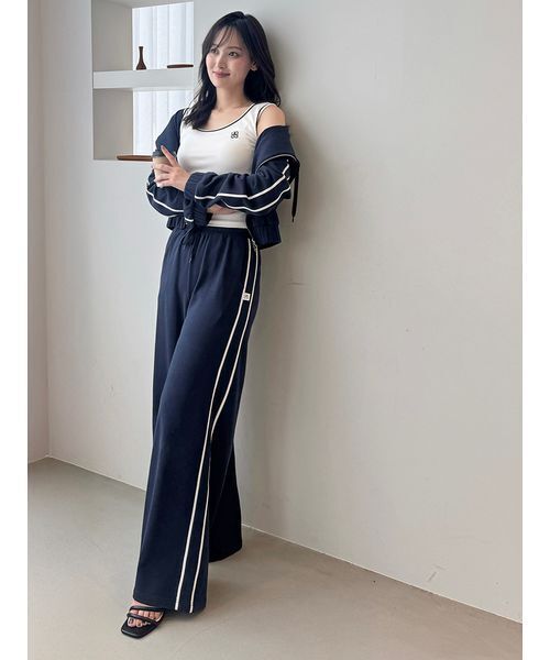 2025新作 人気完売品SNIDEL グリーン パンツ 2025新作 人気完売品SNIDEL グリーン パンツ SNIDEL ＼期間限定