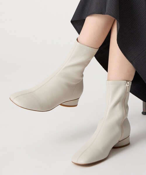 さとちゃん様オデットエオディール ブラウスショートブーツ さとちゃん