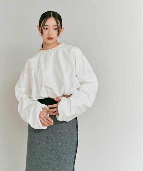 W:Huku（フーク）の「タイプライター ショート バルーン ブラウス トップス / Cotton Typewriter Short Balloon Top（その他トップス・レディース・オフホワイト/グレー/ブラック・FREE）」の4枚目の写真