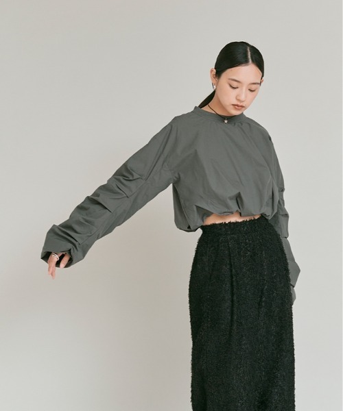 W:Huku（フーク）の「タイプライター ショート バルーン ブラウス トップス / Cotton Typewriter Short Balloon Top（その他トップス・レディース・オフホワイト/グレー/ブラック・FREE）」の5枚目の写真