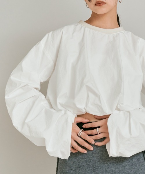 W:Huku（フーク）の「タイプライター ショート バルーン ブラウス トップス / Cotton Typewriter Short Balloon Top（その他トップス・レディース・オフホワイト/グレー/ブラック・FREE）」の8枚目の写真