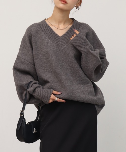 NOGLE(ノグル)の「【NOGLE/ノグル】深Vネックルーズリブニット(ニット/セーター・レディース・グレイッシュベージュ/グレー/オートミール/ブラック/ブラウン/ネイビー/レッド・FREE)」の19枚目の写真