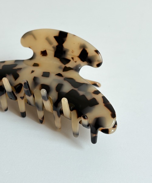 CANAL JEAN(キャナルジーン)の「Pt ラウンドヘアクリップ(バレッタ/ヘアクリップ・レディース・ブラウン/ベージュ系その他/オリーブ・ONE SIZE)」の7枚目の写真