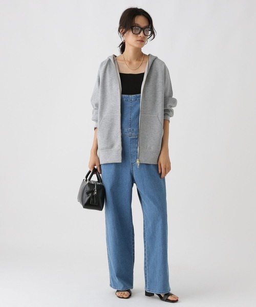 Elura(エルーラ)の「大人リュクスジップパーカー/590100(パーカー・レディース・ライトベージュ/ダークブラウン/ライトグレー/オフホワイト・MEDIUM/SMALL)」の5枚目の写真