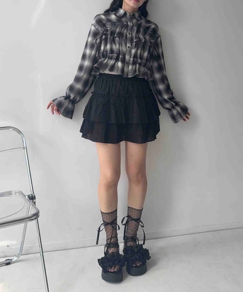 AS KNOW AS plus(アズノゥアズプラス)の「♪サイドリボン フリルシャツ(シャツ/ブラウス・レディース・ネイビー系/ブラック系/ベージュ系/サックスブルー/ホワイト系/イエロー系/ブラウン系/ブラック系1・FREE)」の21枚目の写真