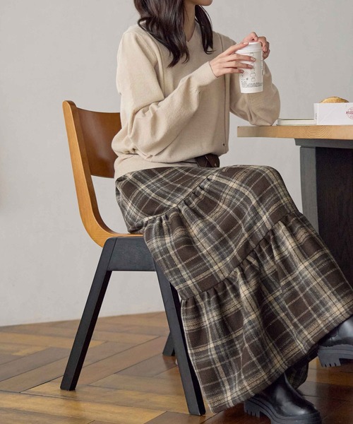 CHAN ME（チャンミ）の「チェック柄ティアードスカート（スカート・レディース・ネイビー/ブラウン・MEDIUM/LARGE/X-LARGE）」の13枚目の写真