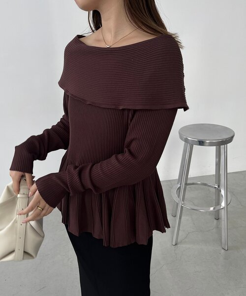 CAPRICIEUX LE'MAGE（カプリシューレマージュ）の「フレアボートネックニット（ニット/セーター・レディース・ブラック/ブラウン/ベージュ・FREE）」の5枚目の写真