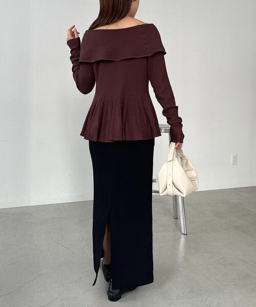 CAPRICIEUX LE'MAGE（カプリシューレマージュ）の「フレアボートネックニット（ニット/セーター・レディース・ブラック/ブラウン/ベージュ・FREE）」の7枚目の写真