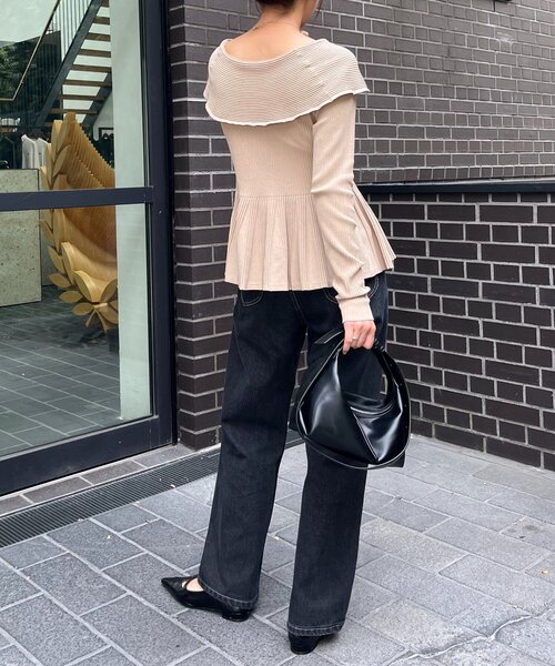 CAPRICIEUX LE'MAGE（カプリシューレマージュ）の「フレアボートネックニット（ニット/セーター・レディース・ブラック/ブラウン/ベージュ・FREE）」の18枚目の写真