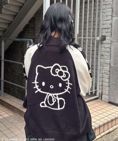 Candy Stripper(キャンディストリッパー)の「【HELLO KITTY】RIBBON KNIT ジャンパー(ニット/セーター・レディース・ブラック/ピンク・FREE)」の5枚目の写真