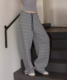 モノトーンボーダーワイドパンツ