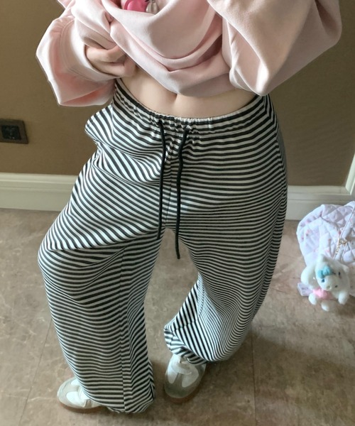 GEMEDA（ジェメダ）の「モノトーンボーダーワイドパンツ（その他パンツ・レディース・ブラック×ホワイト/グレー/ダークグレー/ベージュ・M）」の14枚目の写真