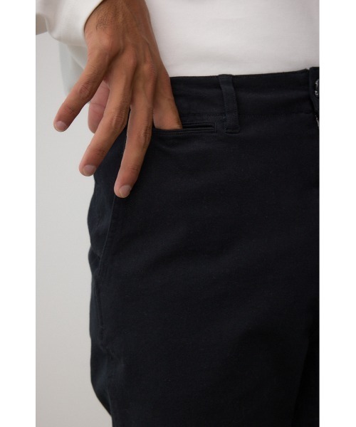 AZUL by moussy(アズールバイマウジー)の「2WAYストレッチレッグシェイプチノ(スラックス・メンズ・ベージュ/ブラック/カーキ・SMALL/MEDIUM/LARGE)」の12枚目の写真