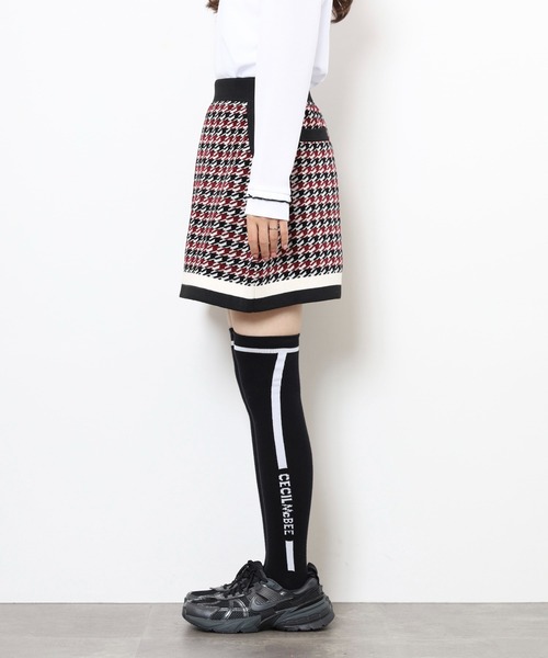 CECIL McBEE(セシルマクビー)の「HOUND TOOTH SKIRT ハウンドトゥース 総柄 ボーダー スカート(スカート・レディース・ネイビー/バーガンディー・1(S)/2(M))」の15枚目の写真