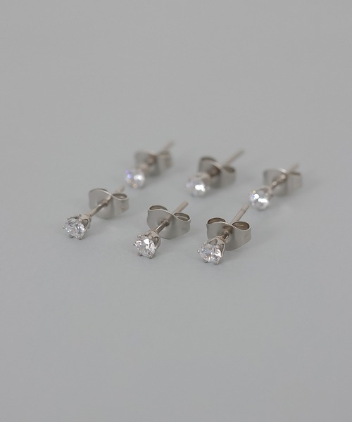 ORLEAN(オルレアン)の「【ORLEAN】ビジューストーンピアス 6個セット 3mm 4mm(ピアス(両耳用)・レディース・ゴールド/シルバー系1/シルバー/ゴールド系1・フリー)」の9枚目の写真