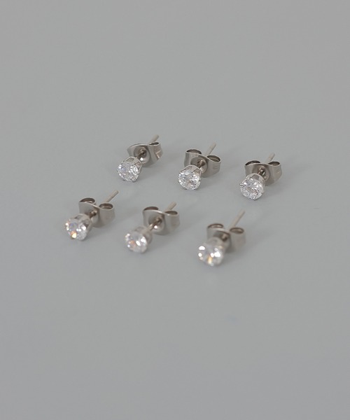 ORLEAN(オルレアン)の「【ORLEAN】ビジューストーンピアス 6個セット 3mm 4mm(ピアス(両耳用)・レディース・ゴールド/シルバー系1/シルバー/ゴールド系1・フリー)」の10枚目の写真