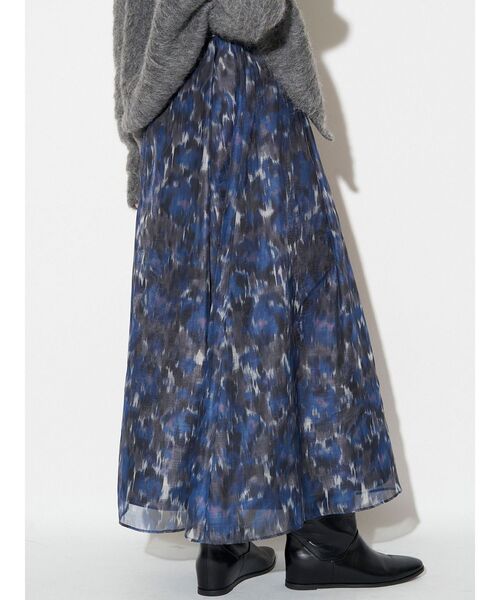 ELENDEEK(エレンディーク)の「ブラードプリントスカート(スカート・レディース・ブラウン/ブルー・01/02)」の2枚目の写真