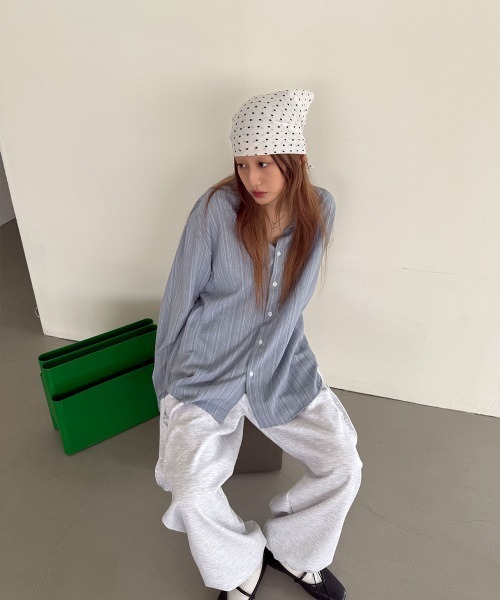 4INT.（フォイント）の「【UNISEX】ストライプ ビッグシルエット 長袖 シャツ（シャツ/ブラウス・レディース・ベージュ/ネイビー/ブルー/ブラック/ライトブルー・FREE）」の16枚目の写真