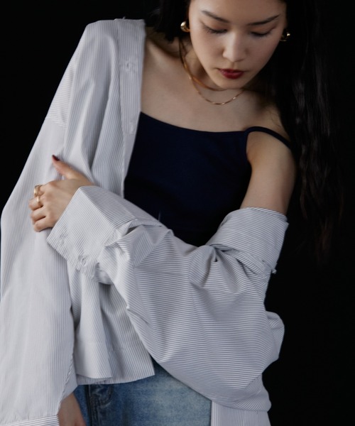 VION（ヴィオン）の「ストライプビッグシャツ / Stripe Big Shirt（シャツ/ブラウス・レディース・ホワイト/ネイビー・FREE）」の7枚目の写真