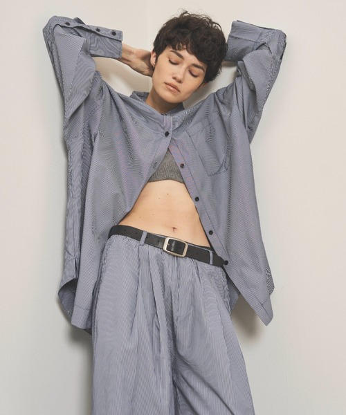 VION（ヴィオン）の「ストライプビッグシャツ / Stripe Big Shirt（シャツ/ブラウス・レディース・ホワイト/ネイビー・FREE）」の14枚目の写真