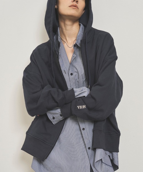VION（ヴィオン）の「ストライプビッグシャツ / Stripe Big Shirt（シャツ/ブラウス・レディース・ホワイト/ネイビー・FREE）」の12枚目の写真