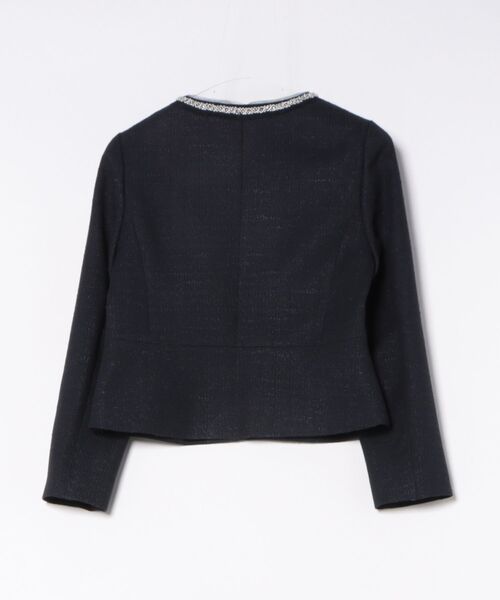 STRAWBERRY-FIELDS（ストロベリーフィールズ）の「シダ―ツイード_襟ぐりビジュー付ツイードジャケット（ノーカラージャケット・レディース・ベージュ/ネイビー・2/3）」の11枚目の写真