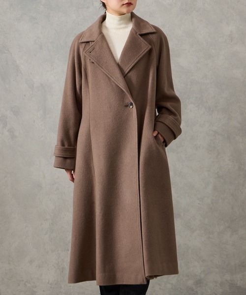 AIMER（エメ）の「RESCWOOL(R)  ビーバー3WAYカラーバックタックAラインロングコート（チェスターコート・レディース・ブラウン/ベージュ/ブラック・LARGE/MEDIUM）」の2枚目の写真