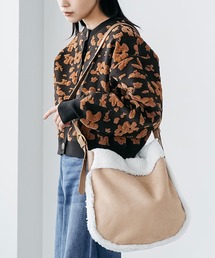 mili an deni | フェイクムートンポーチ付きショルダーバッグ(ショルダーバッグ)