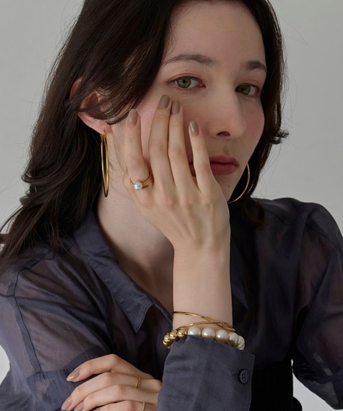Phoebe(フィービィー)の「【金属アレルギー対応】ライトフープビッグピアス/ステンレス/大振り(ピアス(両耳用)・レディース・イエローゴールド/シルバー・FREE)」の17枚目の写真