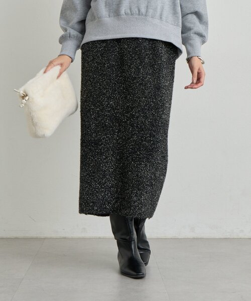 un dix cors（アンディコール）の「《華やぎをプラス》フィルムラメニットタイトスカート（スカート・レディース・チャコールグレー/ブラック・FREE）」の14枚目の写真