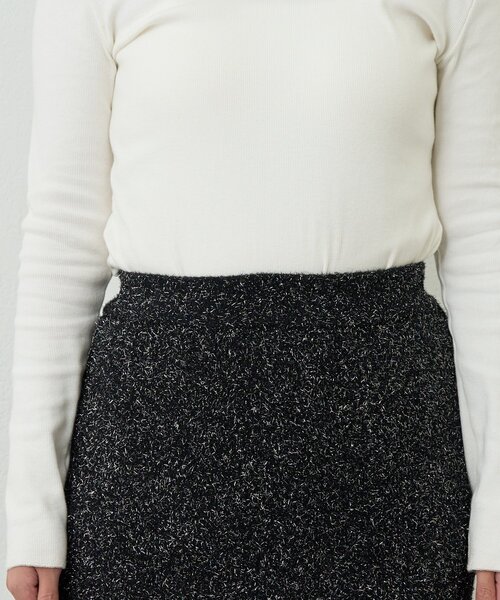 un dix cors（アンディコール）の「《華やぎをプラス》フィルムラメニットタイトスカート（スカート・レディース・チャコールグレー/ブラック・FREE）」の22枚目の写真