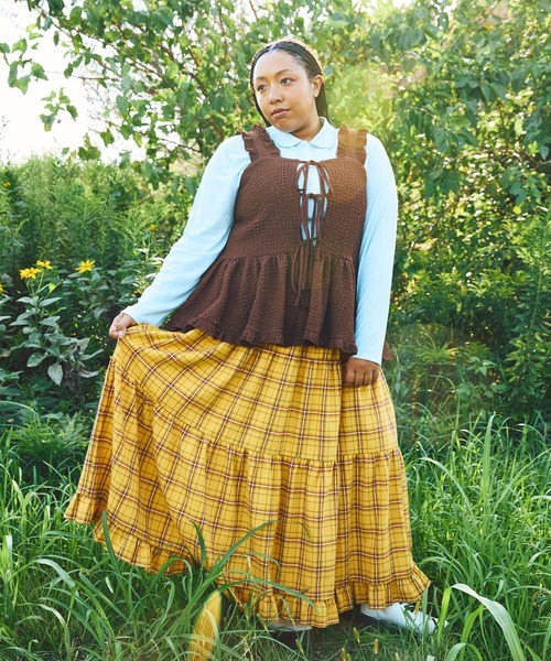 PUNYUS（プニュズ）の「2WAYフリルキャミチュニック（ベスト・レディース・サックスブルー/ブラック/ブラウン・1/2/3/4）」の14枚目の写真