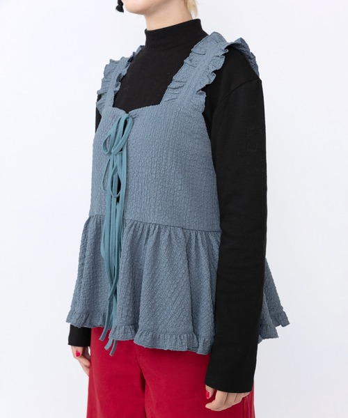 PUNYUS（プニュズ）の「2WAYフリルキャミチュニック（ベスト・レディース・サックスブルー/ブラック/ブラウン・1/2/3/4）」の6枚目の写真