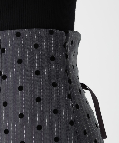 31 Sons de mode（トランテアン　ソン　ドゥ　モード）の「2025秋冬新作 ストライプドットフロッキーマーメイドスカート（スカート・レディース・チャコールグレー/ブラウン・S/M）」の17枚目の写真