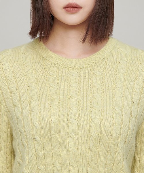 MUSINSA STANDARD WOMAN（ムシンサスタンダードウーマン）の「ウィメンズアンゴラブレンドケーブルクルーネックニット[レモネード]（ニット/セーター・レディース・その他・MEDIUM/LARGE/X-SMALL/SMALL）」の3枚目の写真