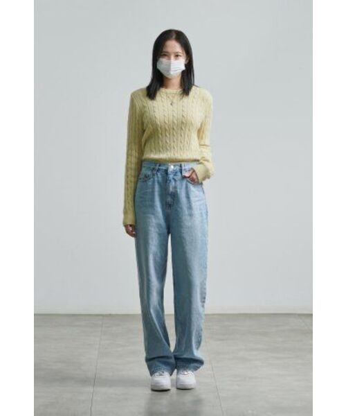 MUSINSA STANDARD WOMAN（ムシンサスタンダードウーマン）の「ウィメンズアンゴラブレンドケーブルクルーネックニット[レモネード]（ニット/セーター・レディース・その他・MEDIUM/LARGE/X-SMALL/SMALL）」の8枚目の写真
