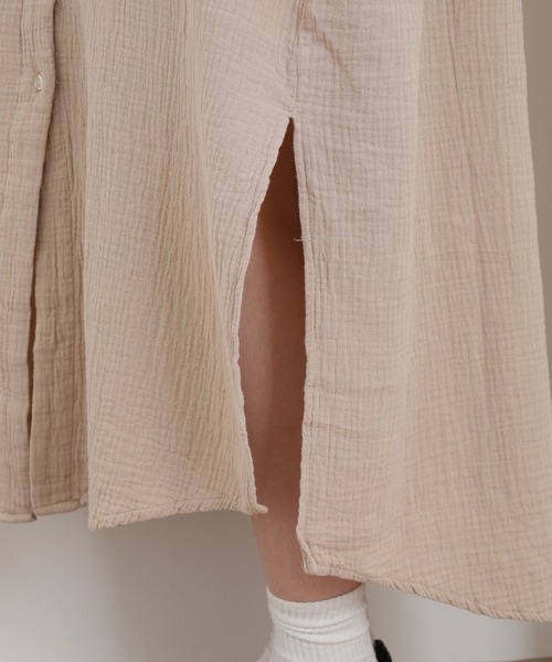 OMNES(オムネス)の「ダブルガーゼバンドカラーワンピース(ワンピース・レディース・ベージュ・FREE)」の12枚目の写真